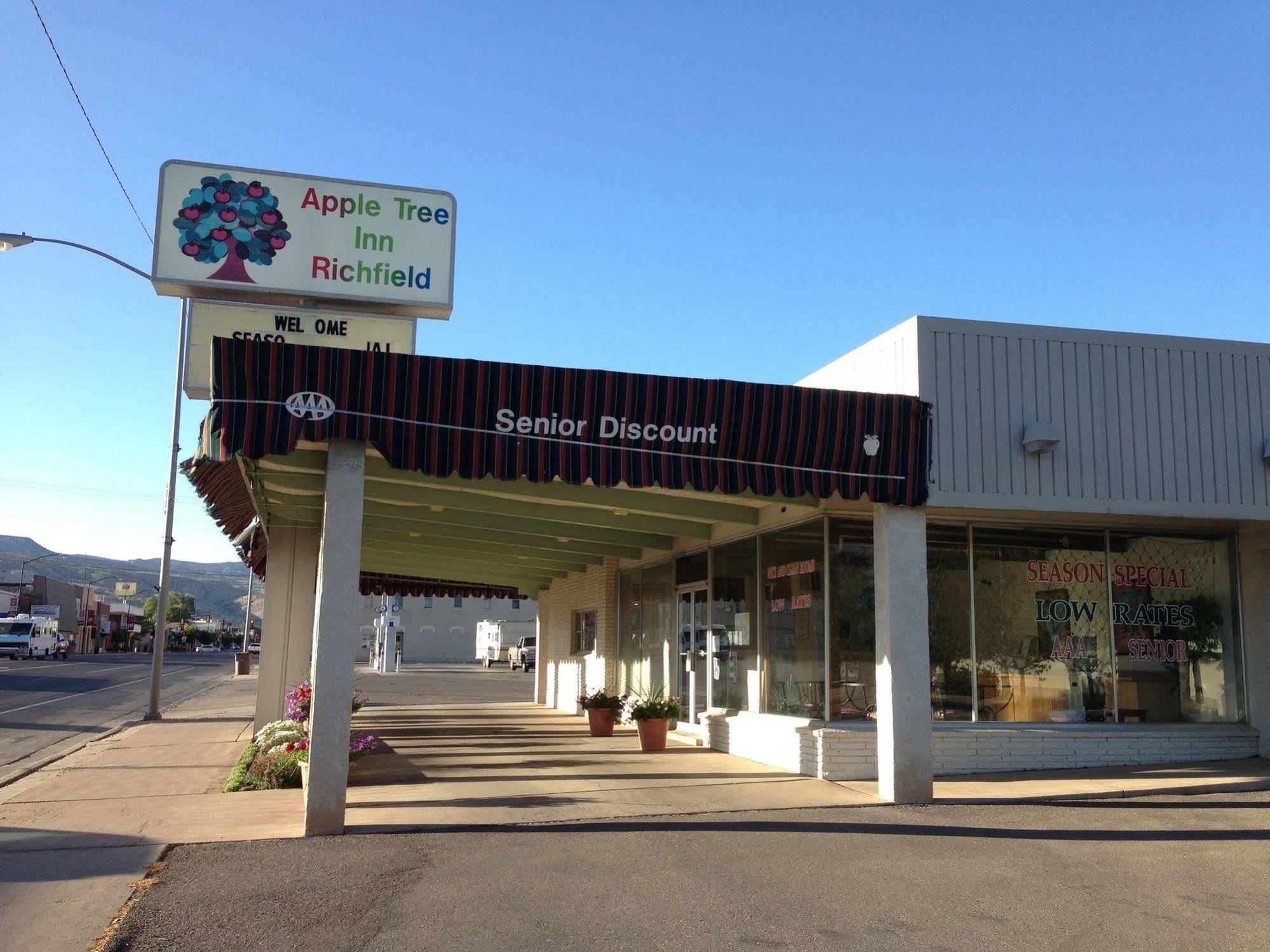 Appletree Inn ริชฟิลด์ ภายนอก รูปภาพ